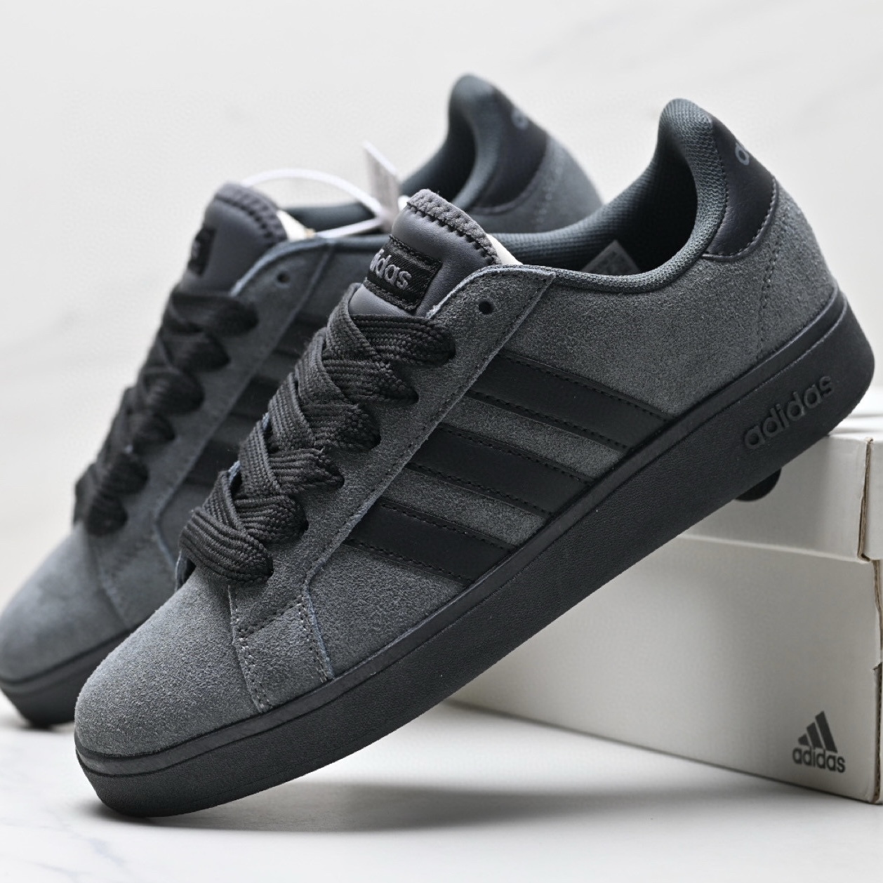 Adidas Grand CourtBase 00S
