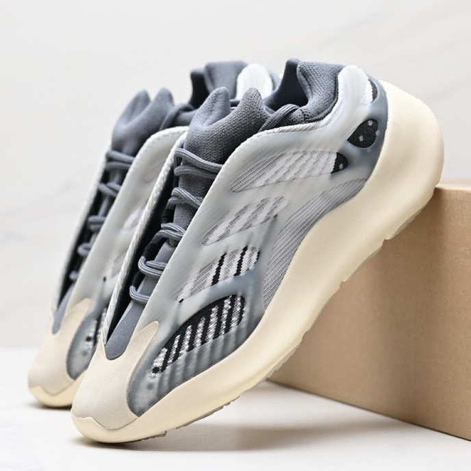 Adidas yeezy 700 V3