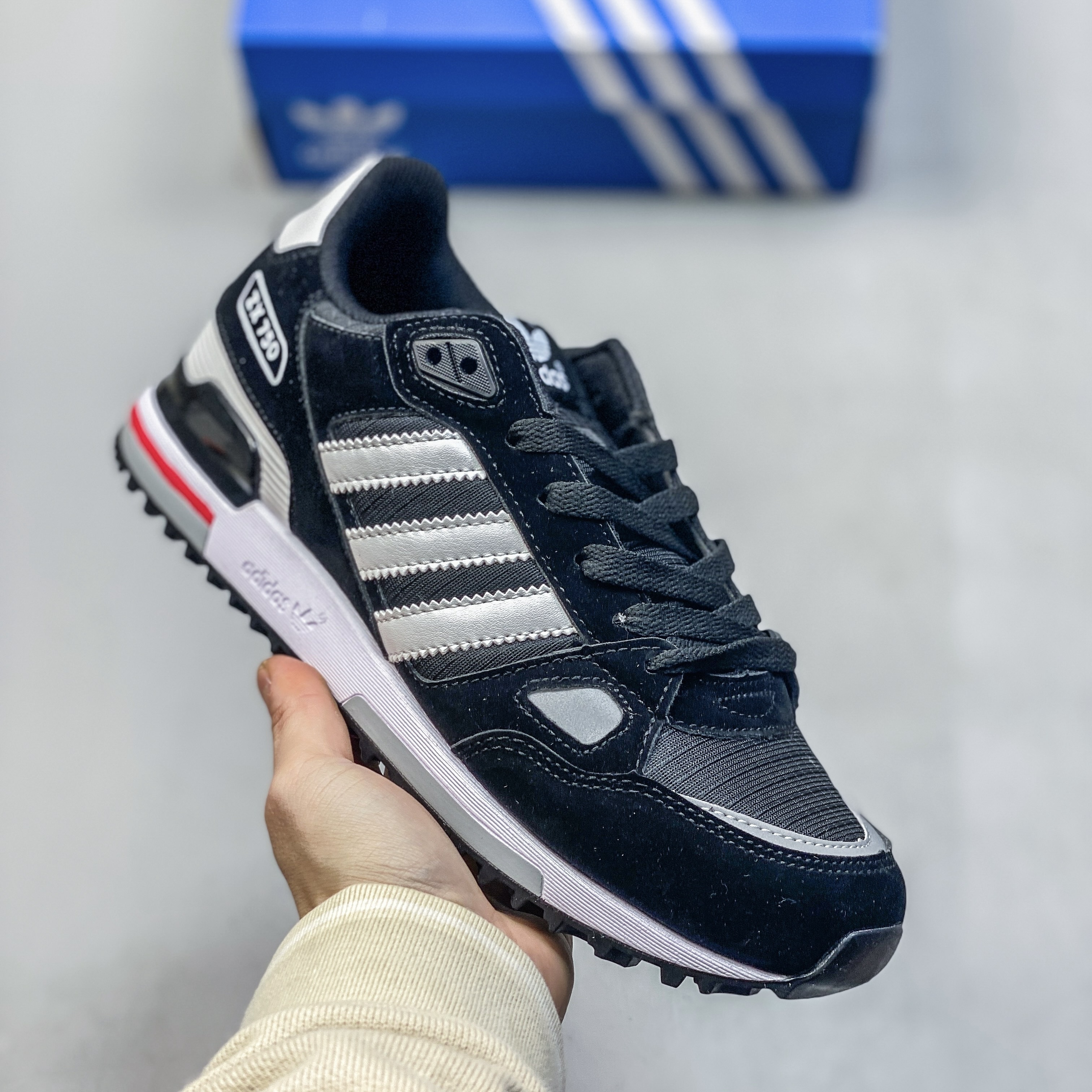 Adidas originals ZX 750