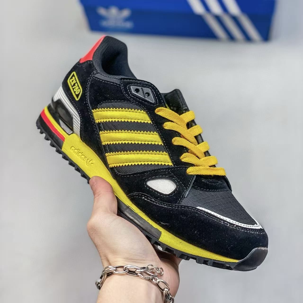 Adidas originals ZX 750