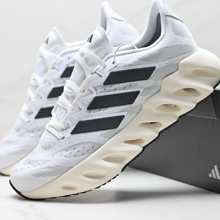 Adidas SWITCH FWD