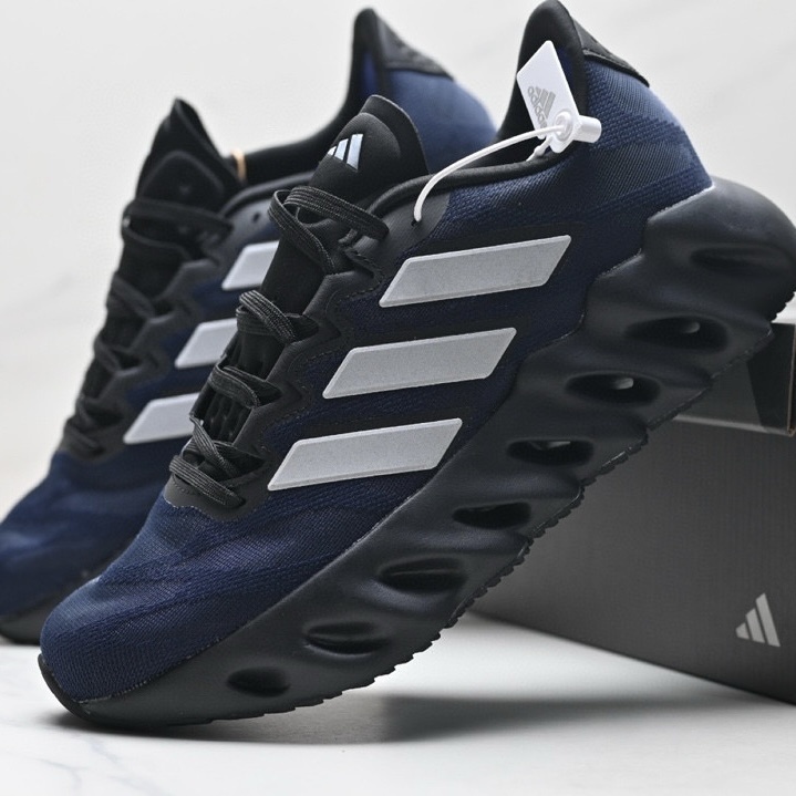 Adidas SWITCH FWD