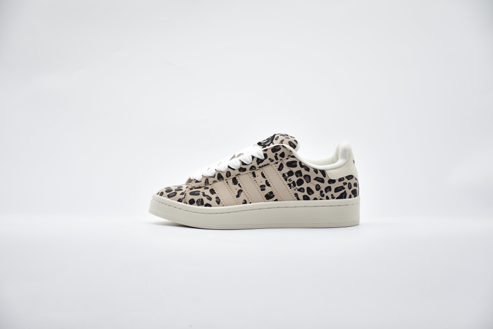 Adidas campus