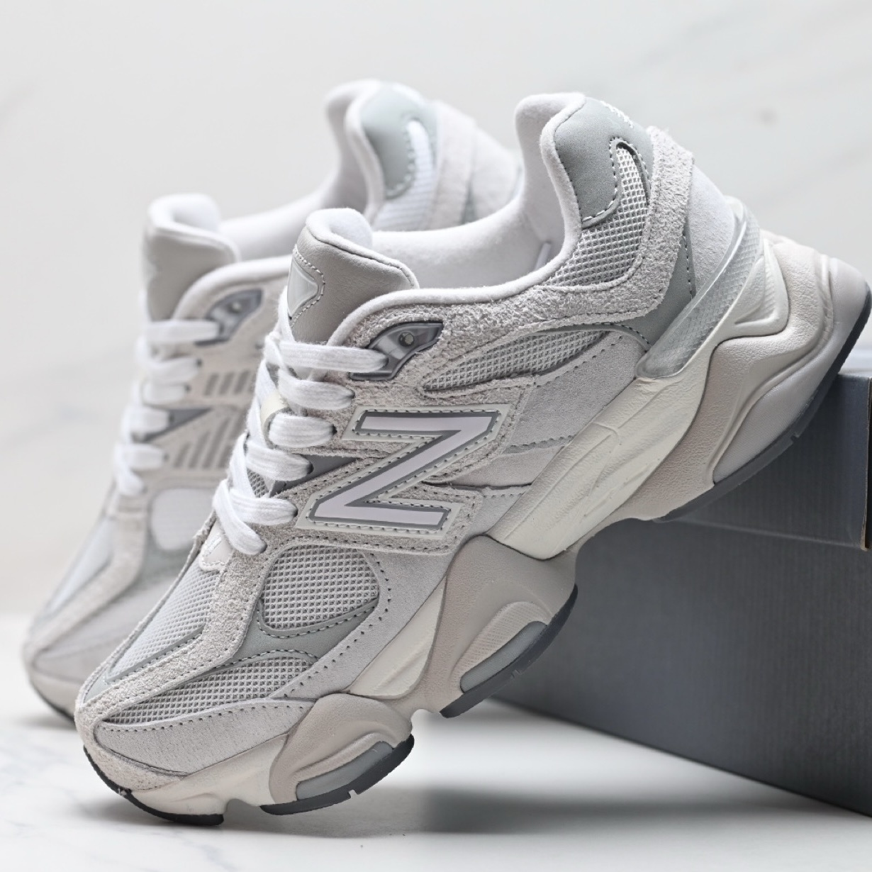 New Balance NB9060
