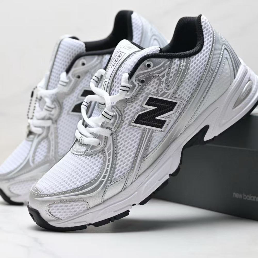 New Balance NB740