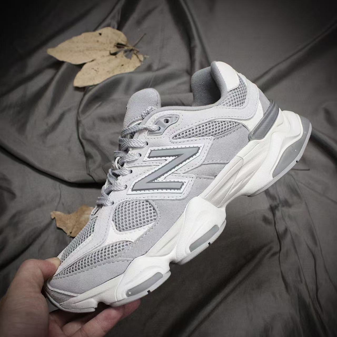 New Balance NB9060
