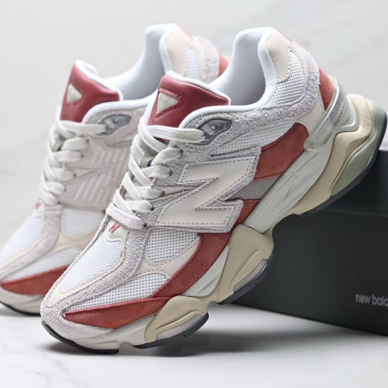 New Balance NB9060