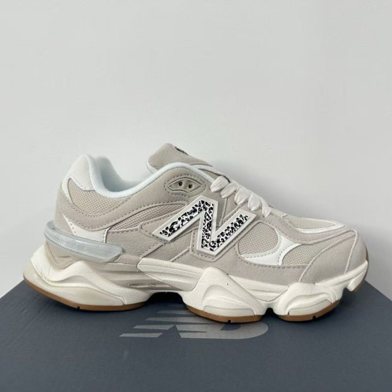 New Balance NB9060