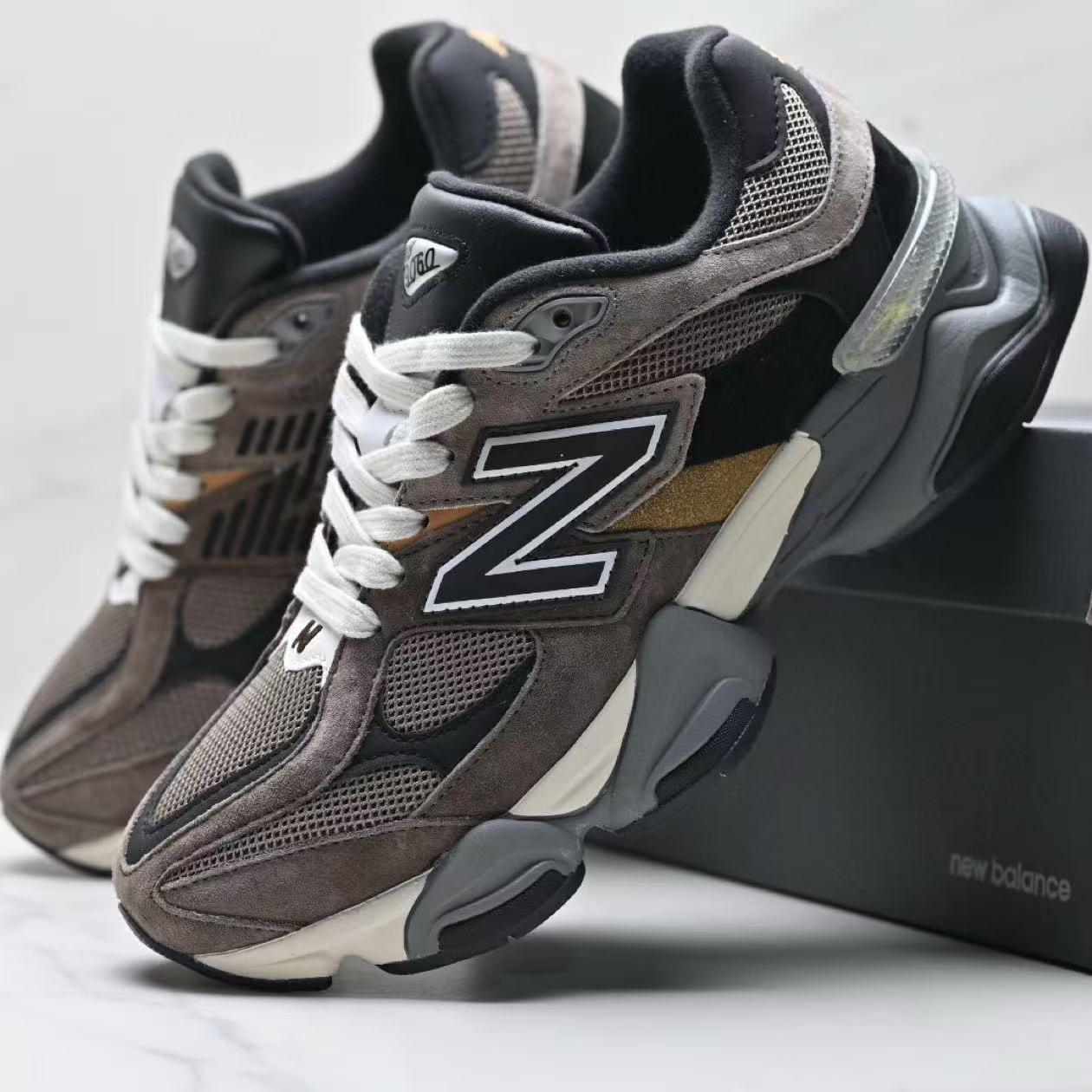 New Balance NB9060