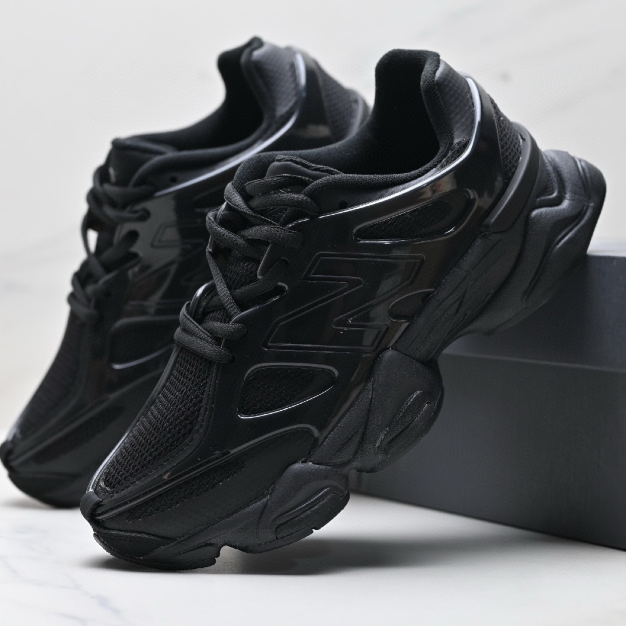 New Balance NB9060