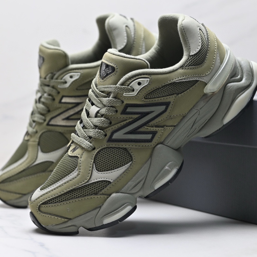 New Balance NB9060