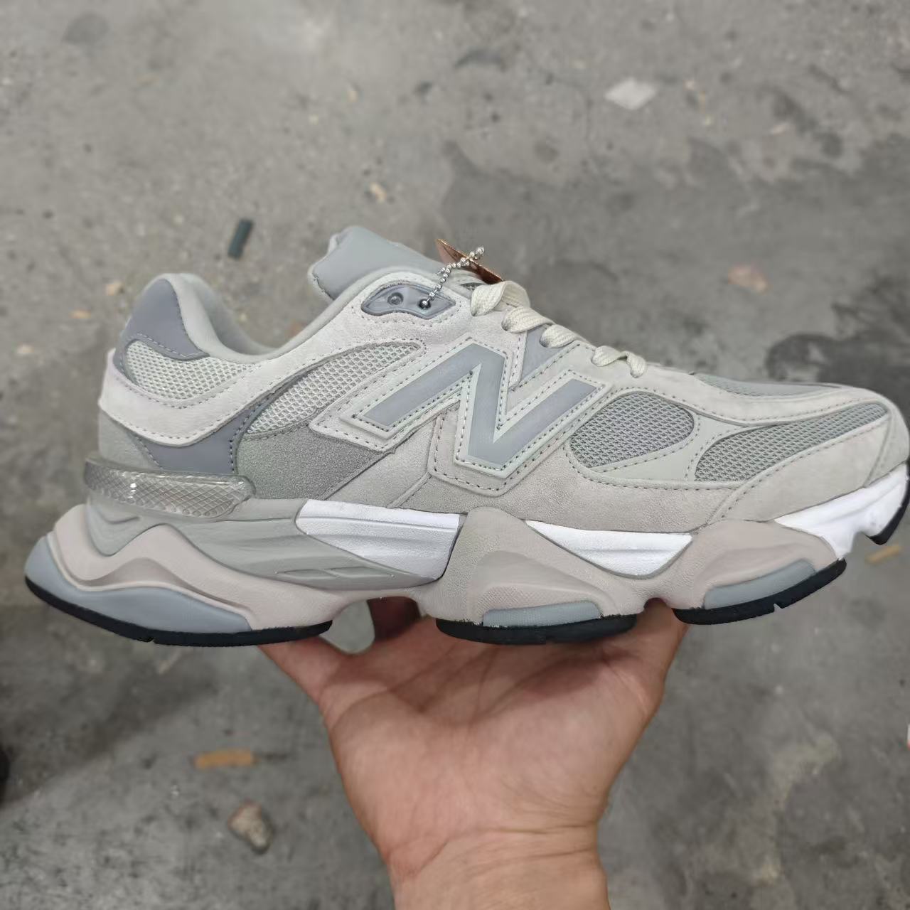 New Balance NB9060
