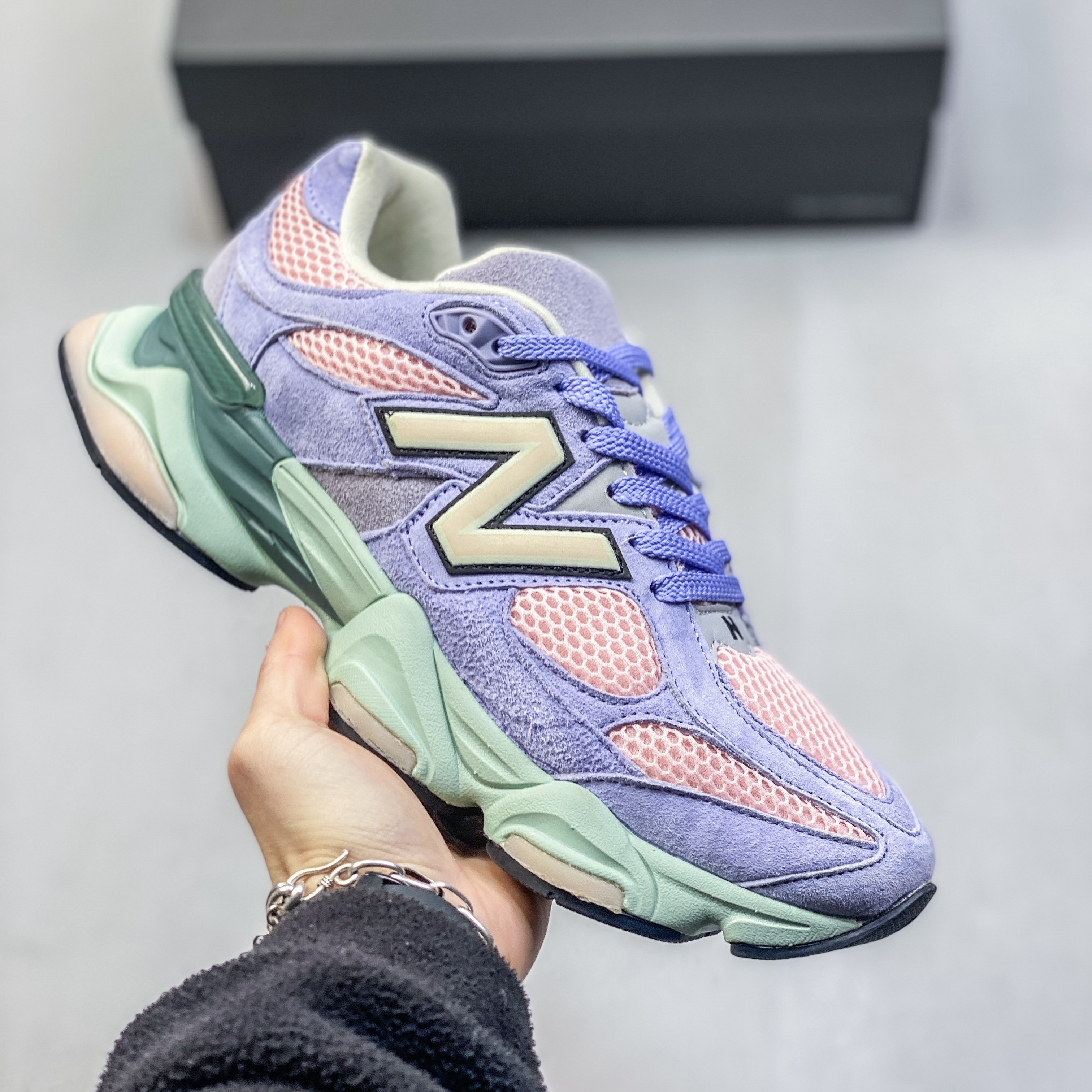 New Balance NB9060