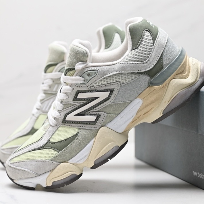 New Balance NB9060
