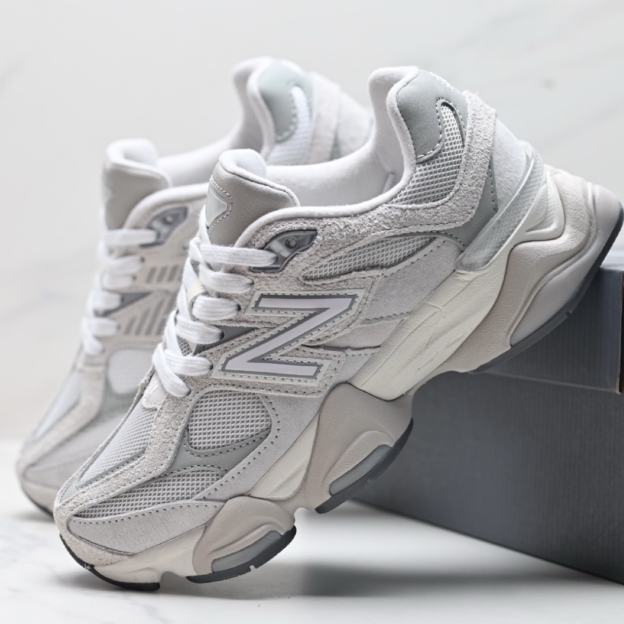 New Balance NB9060