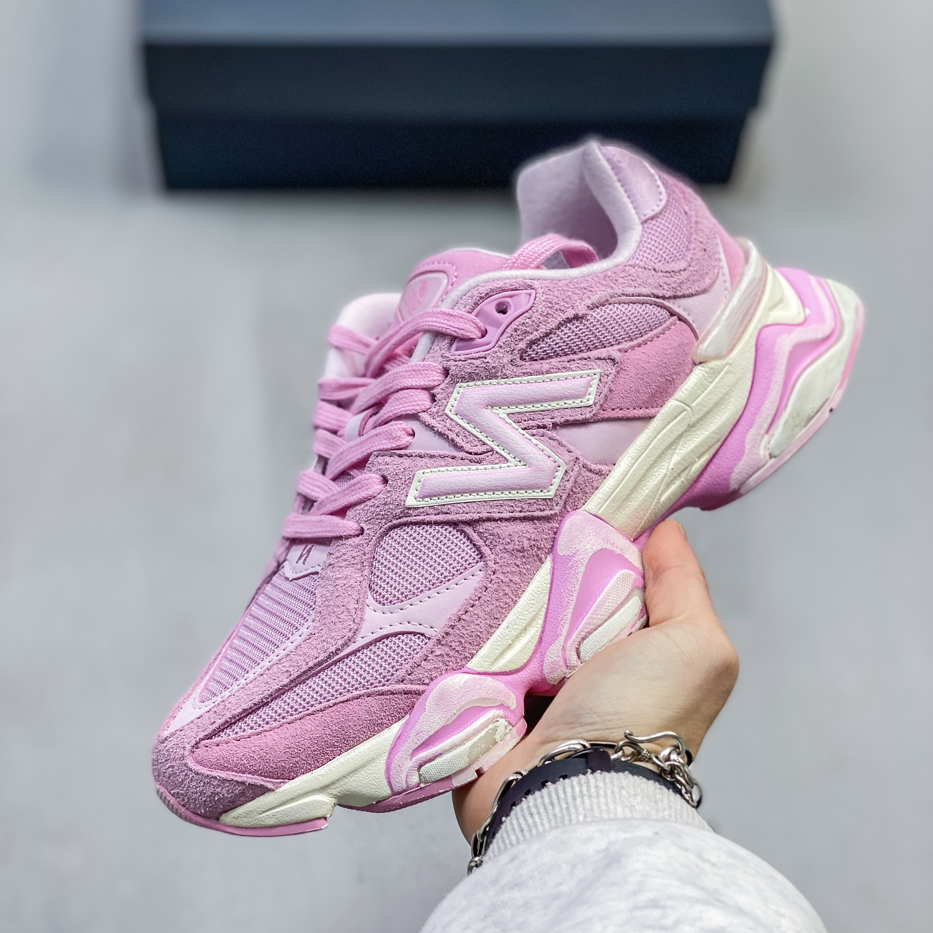New Balance NB9060
