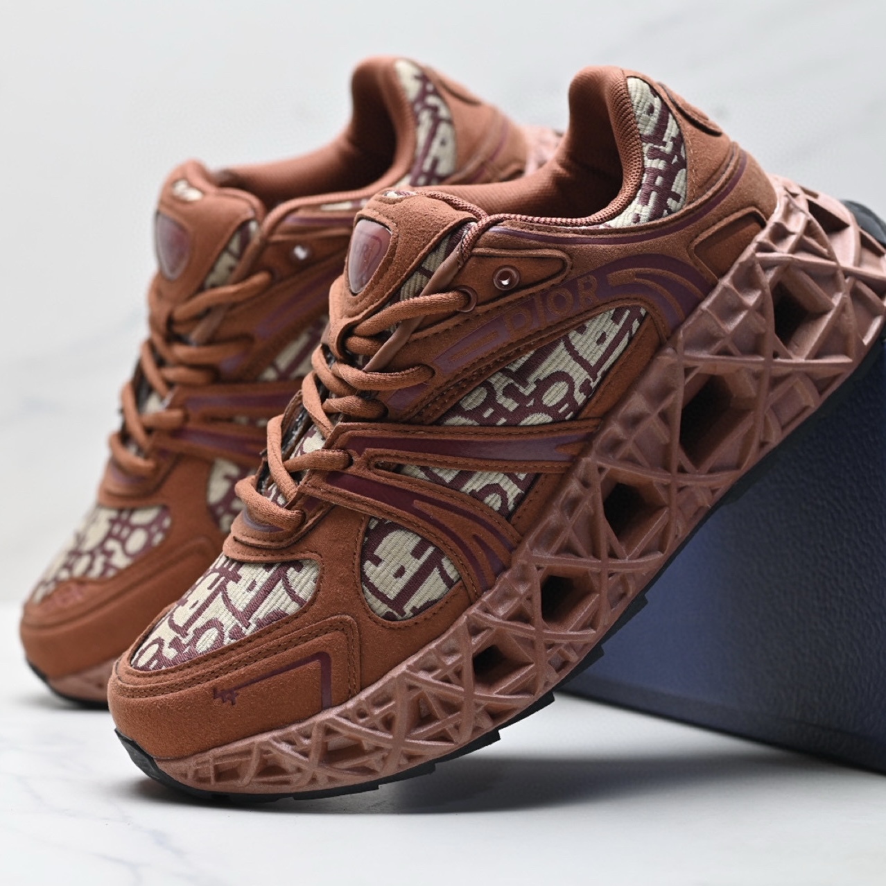 Dior B35