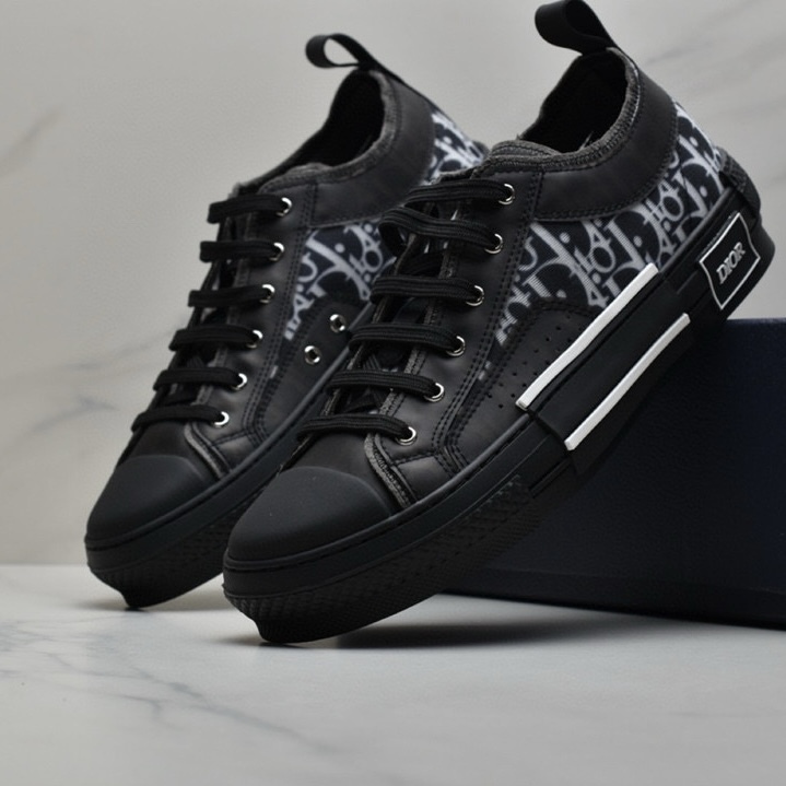 Dior B23