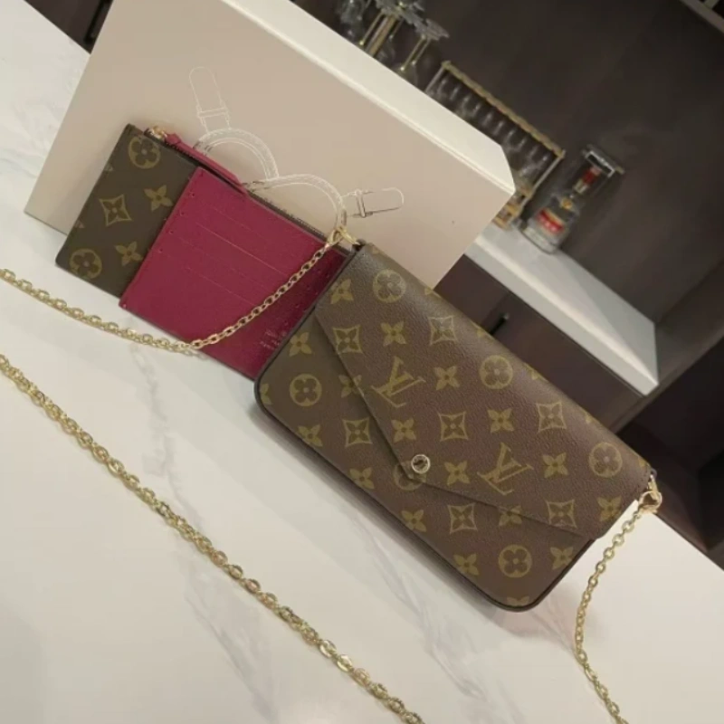 3-in-1 chain crossbody bag on the shoulder-comes with gift box