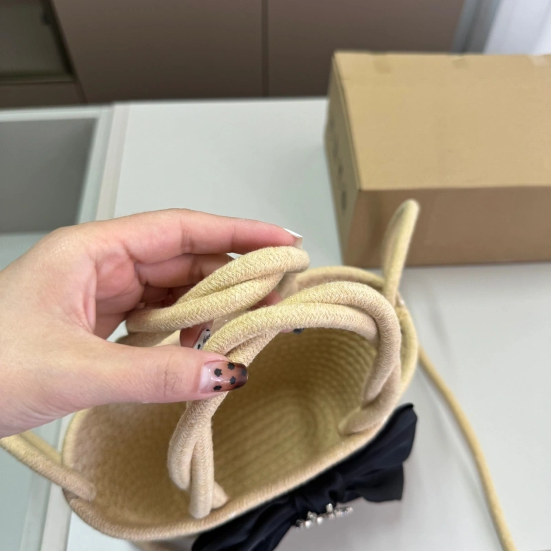 shaped straw tote bag-nobox