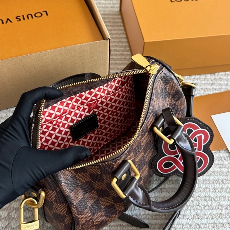 Pillow bag handbag-box