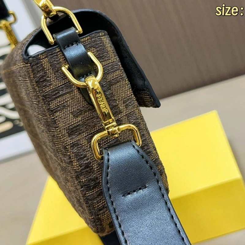 New styles featuring the classic print-box