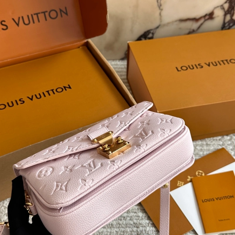 L home new little postman metis-box
