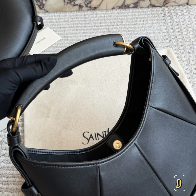 Leather with horn handles and antique gold buckles—vintage yet edgy-no box