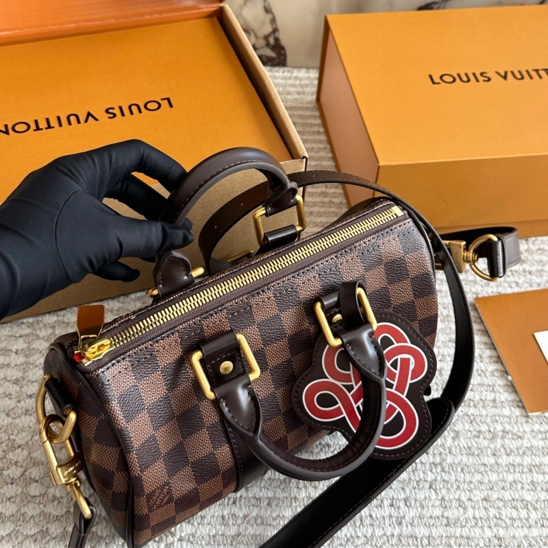 Pillow bag handbag-box