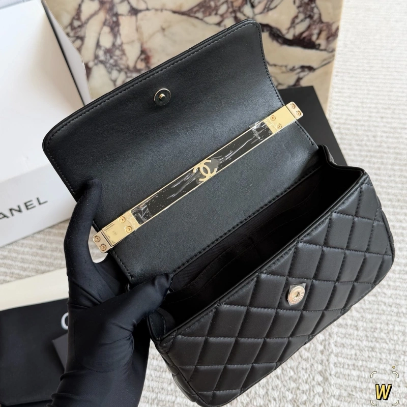 New bags available in multiple colors-box