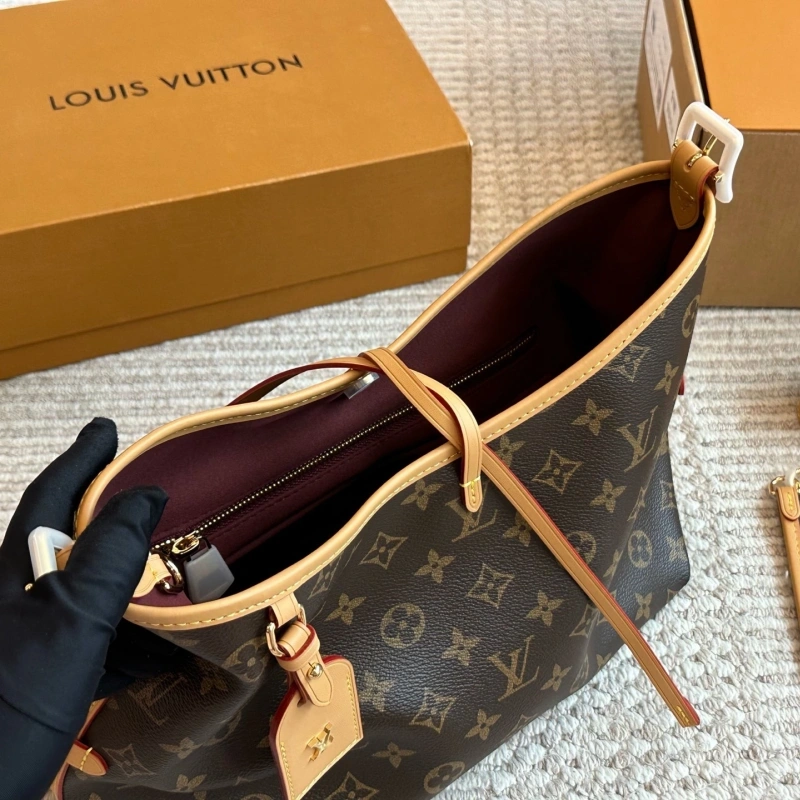 The chip version of the new commuter bag is practical in appearance-box
