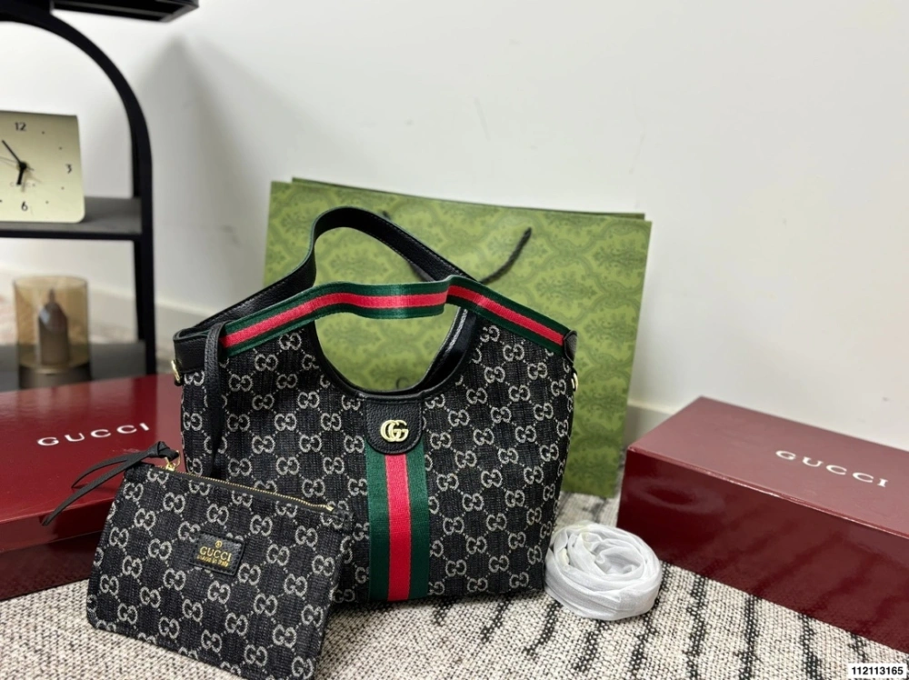 G family tote series no  box