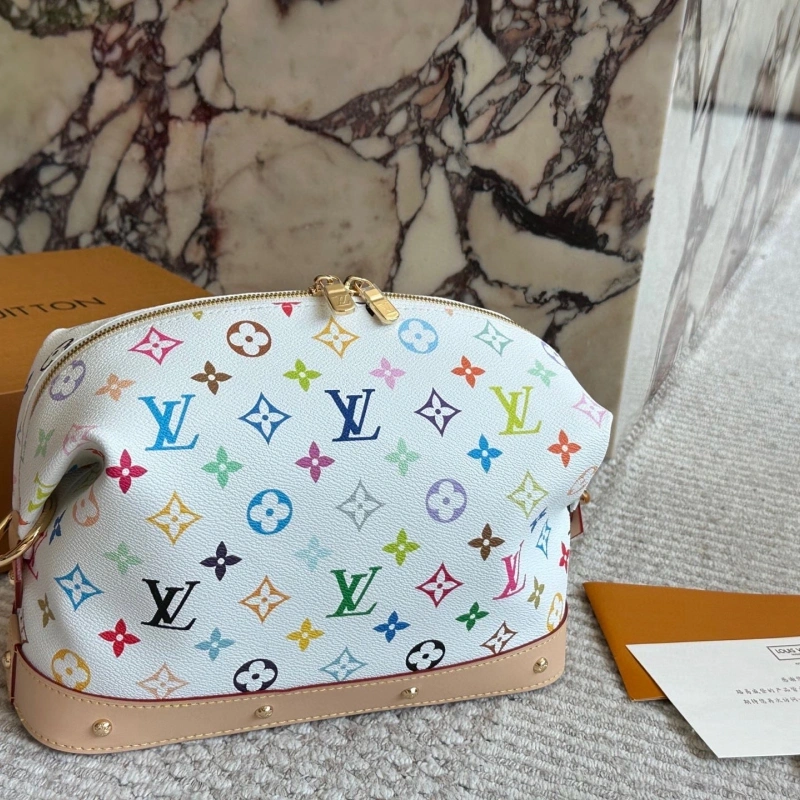 A favorite double-zipper toiletry bag-box