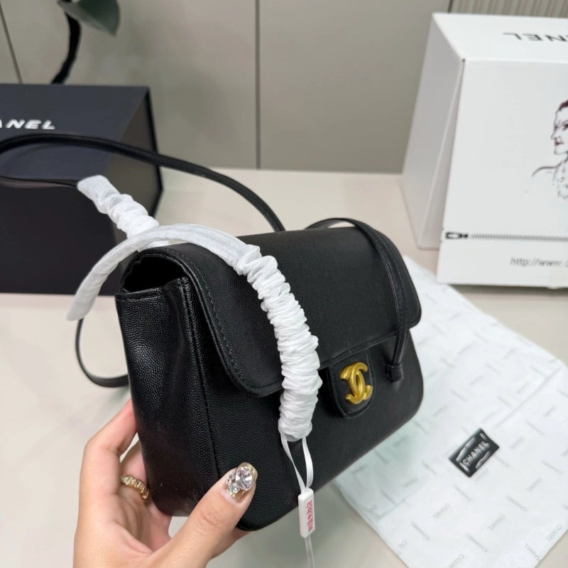Adjustable straps for underarm or shoulder carry-box