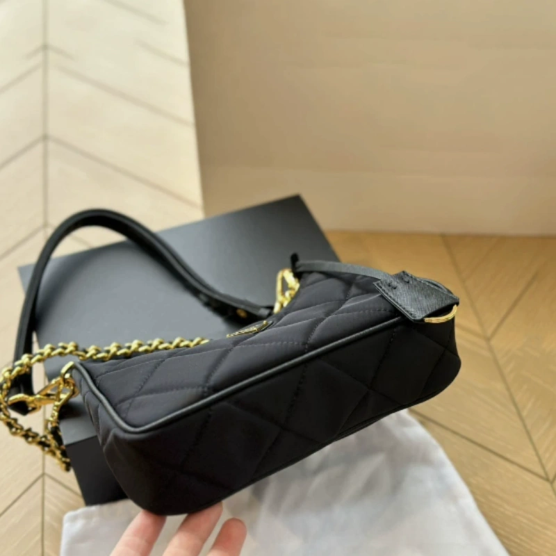 Women’s Adjustable Vintage Mini Shoulder Bag – Underarm Style Crossbody Bag-box