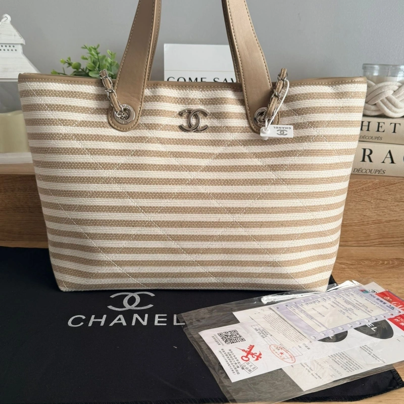 Woven striped beach bag- no box