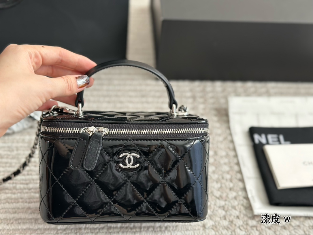 New genuine leather small fragrant style bag versatile single shoulder crossbody wandering bag women’s diamond grid chain bag-comes with gift box