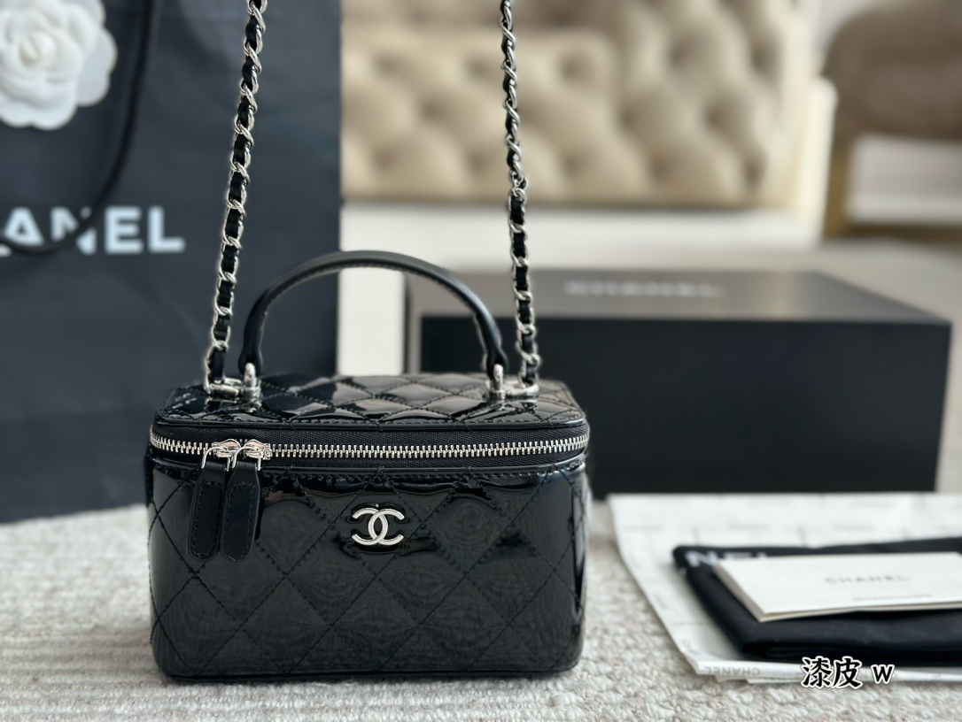 New genuine leather small fragrant style bag versatile single shoulder crossbody wandering bag women’s diamond grid chain bag-comes with gift box