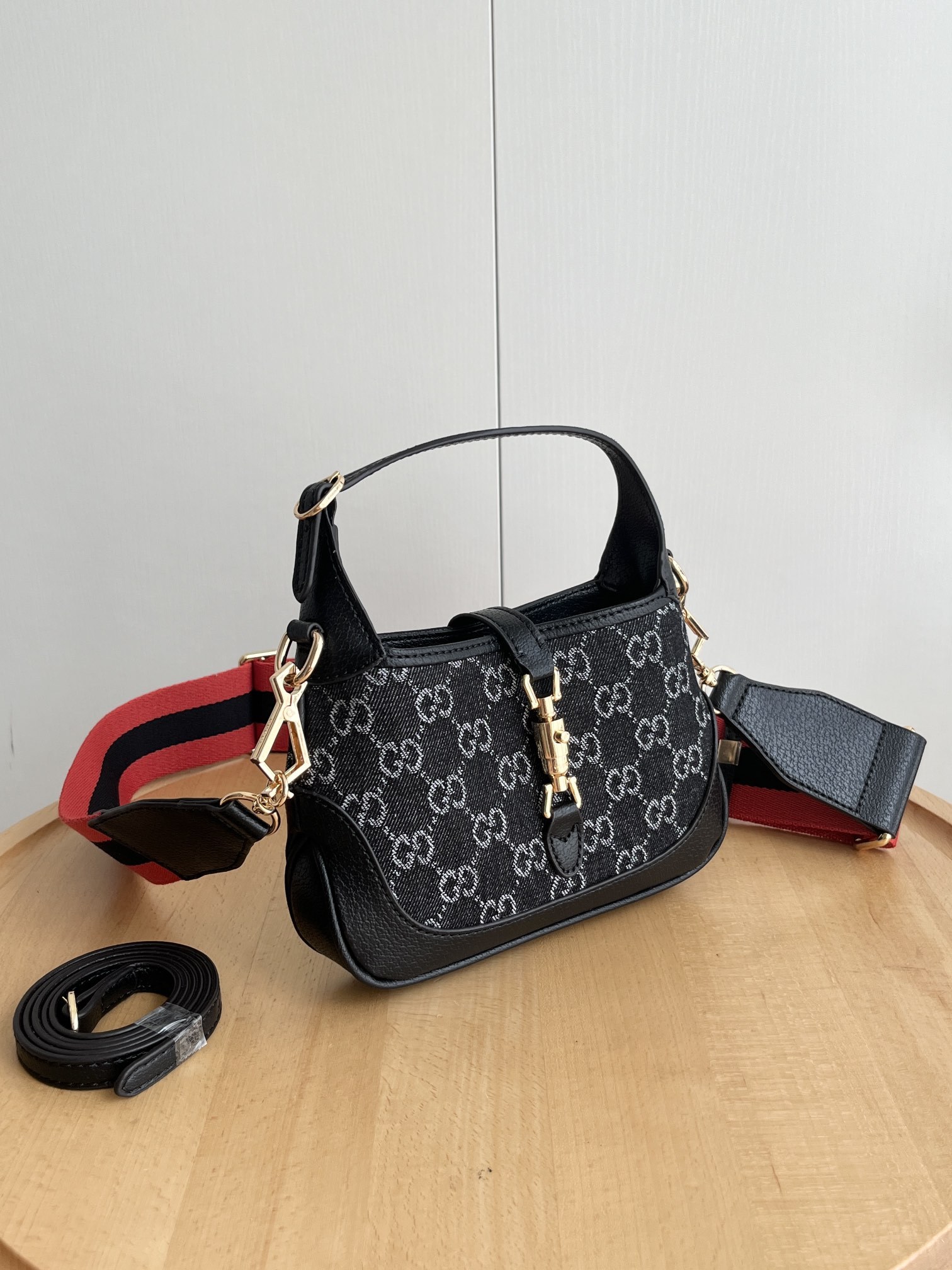 Summer small bag, women’s trendy fashion, saddle bag, women’s high-end sense, versatile, niche design, armpit bag-without packaging box