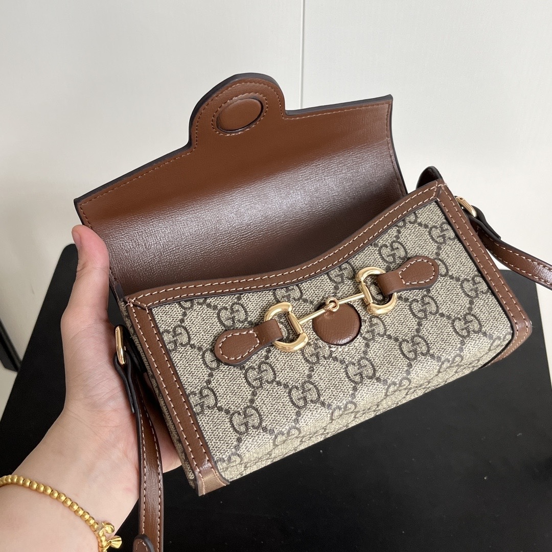 Women’s bag, retro horse collar buckle, mailman bag, saddle bag, single shoulder diagonal cross bag-with box