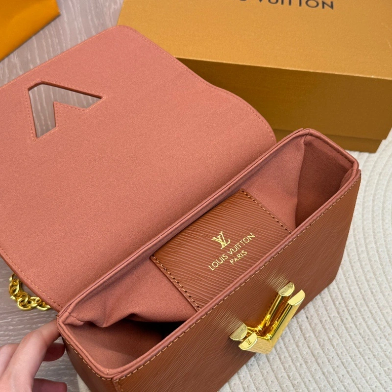 High-end chain bag—the ultimate choice for daily commutes-box
