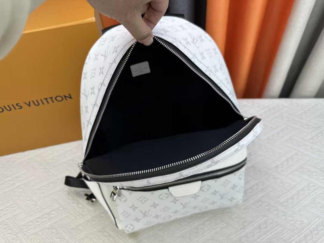 Backpack new backpack durable business fashion outdoor large capacity men’s and women’s travel bags backpack versatile casual-without packaging box