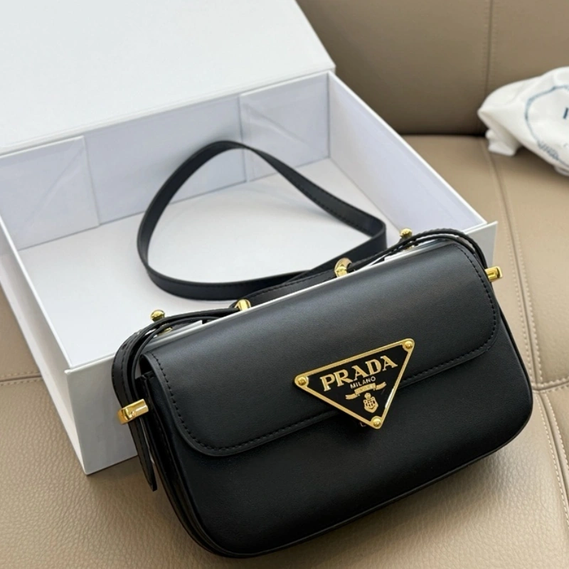 The oversized triangle logo is iconic-box