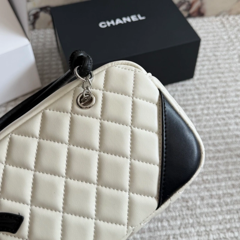 Panda Kangpeng Camera Bag-box