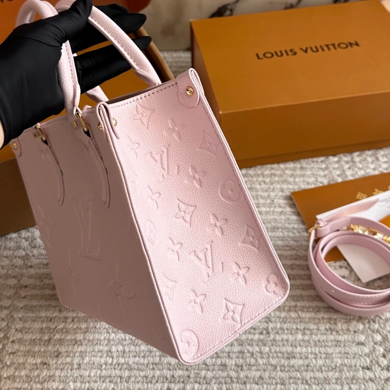 New evaporated strawberry  tote bag-box