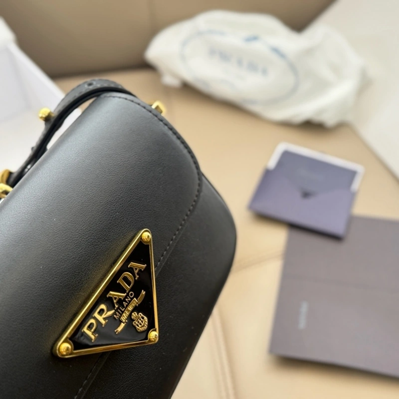 The oversized triangle logo is iconic-box