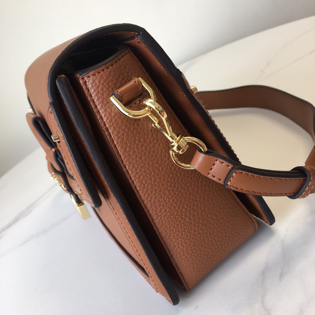 Advanced fashion trendy leather shoulder bag, fashionable commuting diagonal cross bag, women’s retro small square bag-comes with gift box