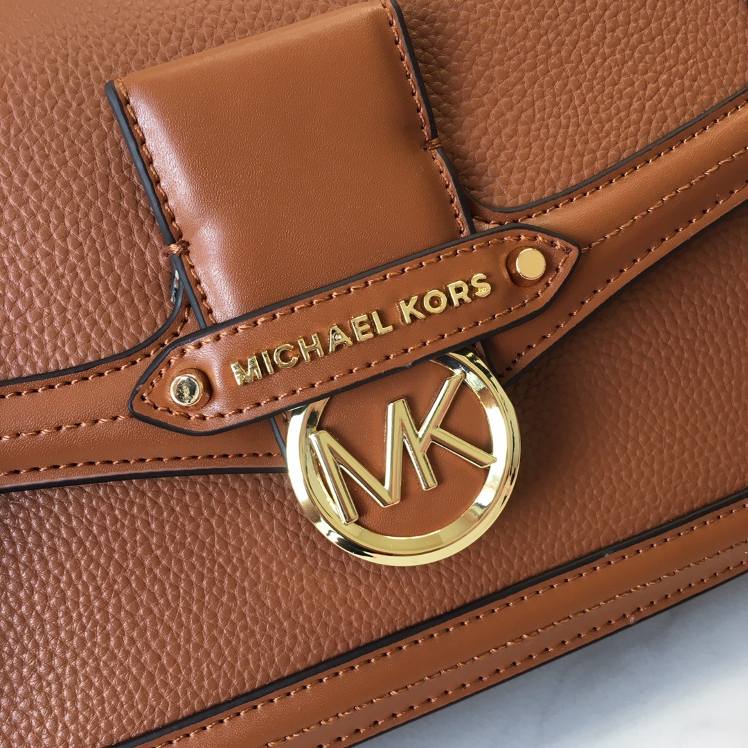 Advanced fashion trendy leather shoulder bag, fashionable commuting diagonal cross bag, women’s retro small square bag-comes with gift box