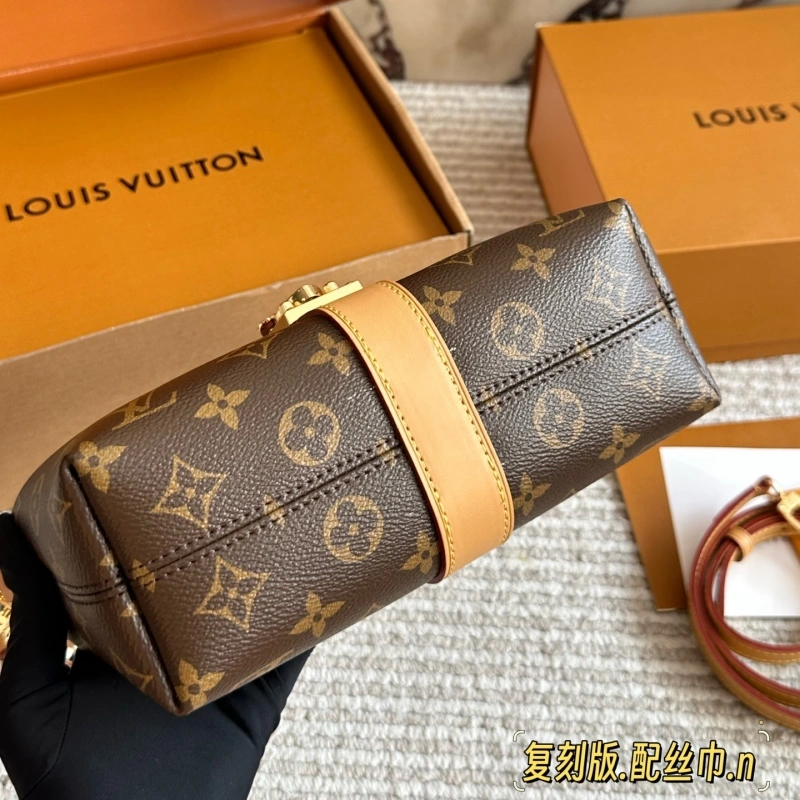 L family new MIA dumpling bag-box