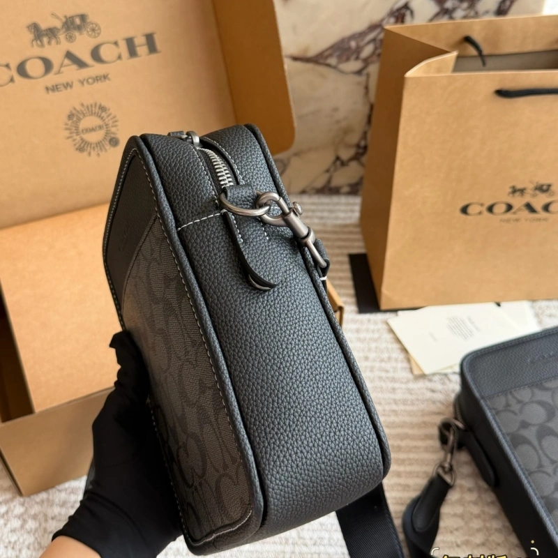 C’s new arrival: Black camera bag-box